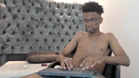 Nero online show from September 17, 2025, 7:48 pm