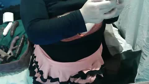 Snapshot of neslihan35 chatting on February 11, 2025, 12:38 am neslihan online show from February 11, 2025, 12:38 am