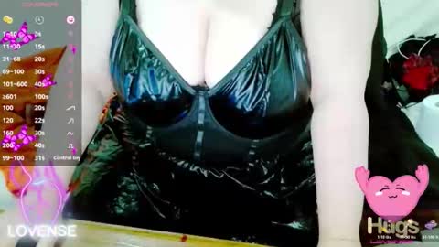 neslihan online show from May 15, 2026, 9:27 am