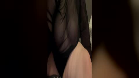 Nessa Nicole online show from June 15, 2026, 11:18 pm