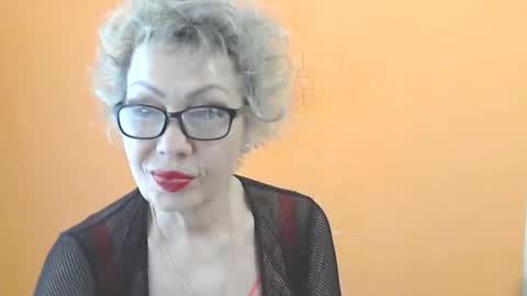 NessyJenixs online show from April 14, 2026, 7:58 am