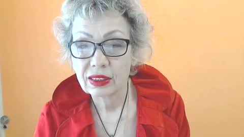 Snapshot of nessyjenixs chatting on May 4, 2026, 6:42 am NessyJenixs online show from May 4, 2026, 6:42 am