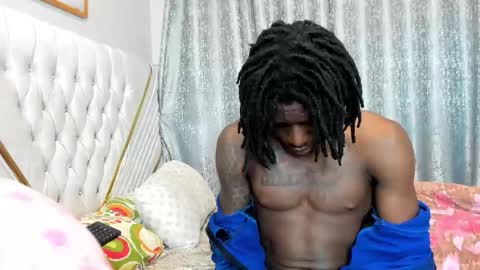 netfux_and_chill online show from December 22, 2025, 7:49 am