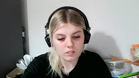 never_enoughh online show from June 15, 2026, 4:53 pm