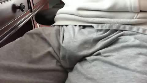 nevrsaynevr2000 online show from September 16, 2025, 12:28 pm