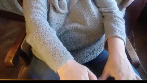 Snapshot of new_milf chatting on December 13, 2024, 10:41 am Lilly online show from December 13, 2024, 10:41 am