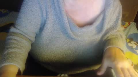 Snapshot of new_milf chatting on October 10, 2025, 2:54 am Lilly online show from October 10, 2025, 2:54 am