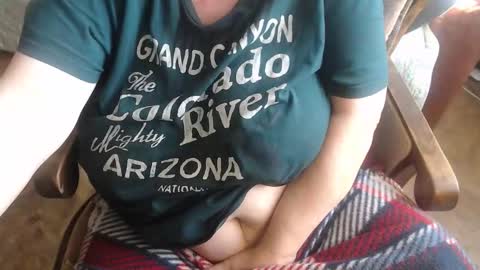 Lilly  online show from October 19, 2025, 6:58 am