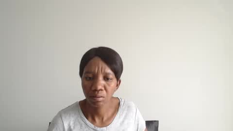 newbootyxx online show from June 18, 2026, 12:20 pm