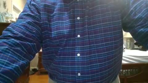 Snapshot of newtothis1015 chatting on February 25, 2026, 11:14 pm Daring online show from February 25, 2026, 11:14 pm