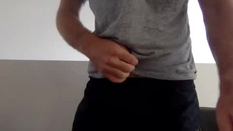 newysub75 online show from October 16, 2025, 12:00 am