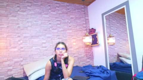 nextdoor_fantasy online show from June 4, 2026, 3:12 am
