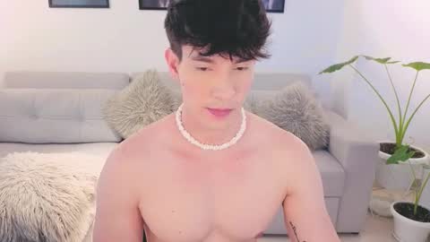 Snapshot of neythan__blaze chatting on October 3, 2025, 5:54 pm online show from October 3, 2025, 5:54 pm