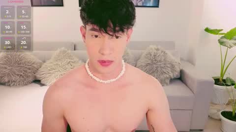 Snapshot of neythan__blaze chatting on October 27, 2025, 10:14 pm online show from October 27, 2025, 10:14 pm