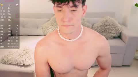 Snapshot of neythan__blaze chatting on October 28, 2025, 10:12 pm online show from October 28, 2025, 10:12 pm