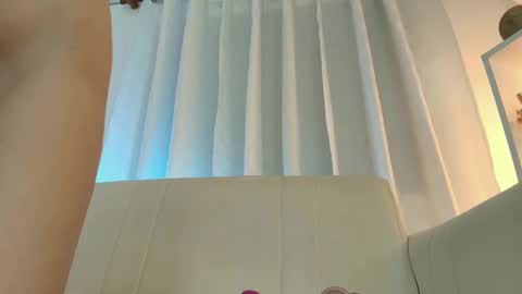  Angie   Instagram  angie julianac add me online show from January 23, 2025, 3:37 am