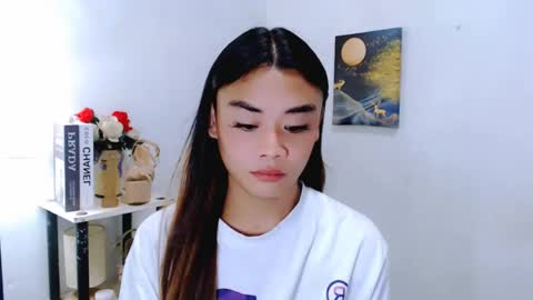 hottie nicole online show from April 20, 2026, 12:46 am