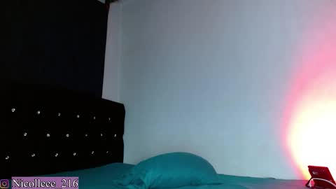 Nicolle online show from March 25, 2026, 6:58 pm