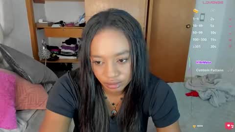 Snapshot of nia_brown_ chatting on May 14, 2026, 5:25 am nia brown online show from May 14, 2026, 5:25 am