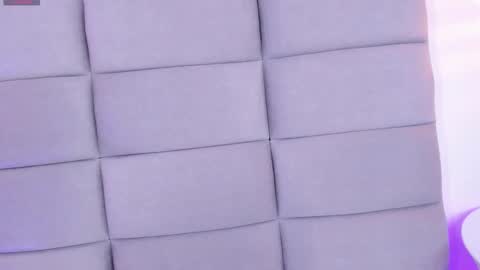 Nia online show from January 16, 2026, 12:09 pm