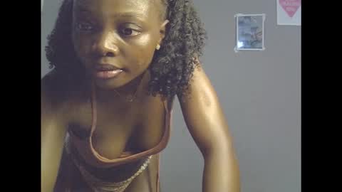 Snapshot of niababy5 chatting on January 16, 2026, 5:39 pm Niababy5 online show from January 16, 2026, 5:39 pm