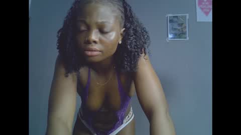 Snapshot of niababy5 chatting on January 18, 2026, 2:32 pm Niababy5 online show from January 18, 2026, 2:32 pm