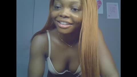 Snapshot of niababy5 chatting on February 6, 2026, 7:06 pm Niababy5 online show from February 6, 2026, 7:06 pm