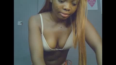 Snapshot of niababy5 chatting on February 7, 2026, 6:55 pm Niababy5 online show from February 7, 2026, 6:55 pm