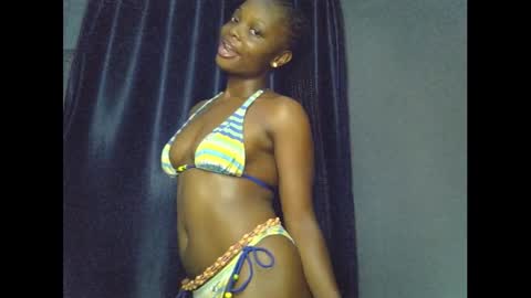 Snapshot of niababy5 chatting on February 28, 2026, 3:51 am Niababy5 online show from February 28, 2026, 3:51 am