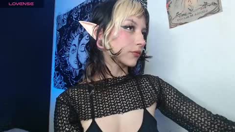 Snapshot of niakat_ chatting on October 29, 2025, 5:42 am niakat online show from October 29, 2025, 5:42 am