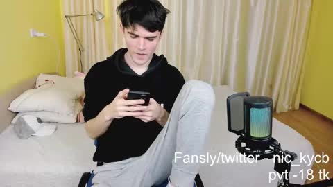 Nick PVT is open FanslyTwitter - Nic kycb online show from December 19, 2024, 8:34 pm