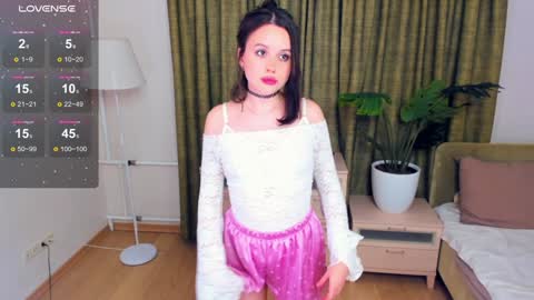 Snapshot of nice_kisss chatting on January 12, 2025, 2:30 pm Alice online show from January 12, 2025, 2:30 pm