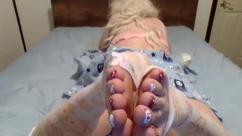 Ava Angel online show from February 13, 2025, 2:56 am