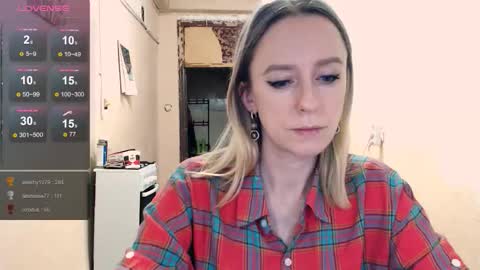 Snapshot of nicekat chatting on December 17, 2025, 7:53 pm Kathrine online show from December 17, 2025, 7:53 pm