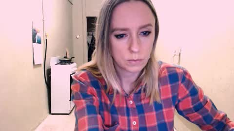 Snapshot of nicekat chatting on March 12, 2026, 9:54 pm Kathrine online show from March 12, 2026, 9:54 pm