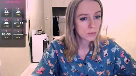 Snapshot of nicekat chatting on March 23, 2026, 7:18 pm Kathrine online show from March 23, 2026, 7:18 pm