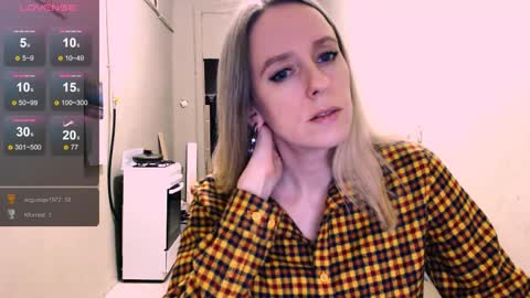 Snapshot of nicekat chatting on April 11, 2026, 9:08 pm Kathrine online show from April 11, 2026, 9:08 pm