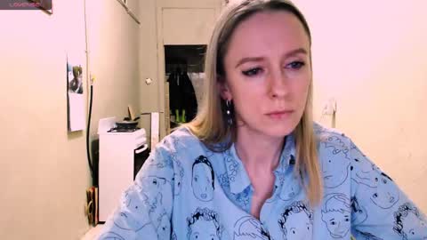 Snapshot of nicekat chatting on May 18, 2026, 7:31 pm Kathrine online show from May 18, 2026, 7:31 pm