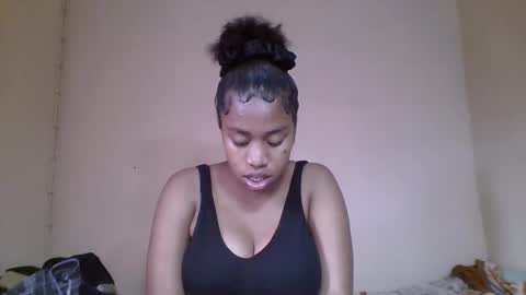 nicelly01 online show from May 30, 2026, 8:00 am