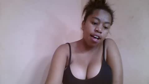 nicelly01 online show from June 19, 2026, 6:29 am