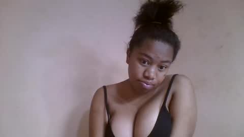 nicelly01 online show from June 22, 2026, 5:59 am