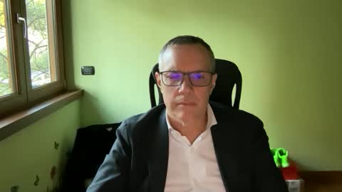 Andrew online show from April 9, 2026, 5:18 pm