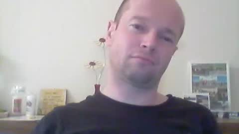 nick1990b online show from February 17, 2026, 6:47 pm