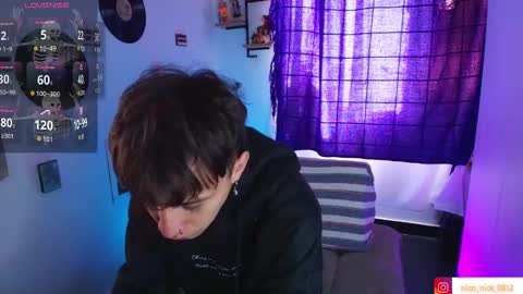 Nico online show from November 13, 2025, 6:51 pm