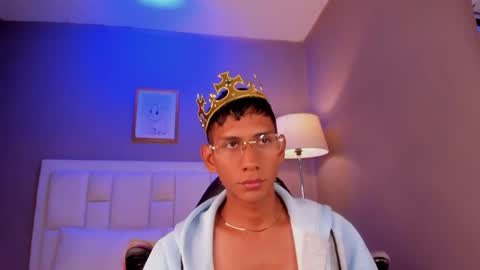 Nick online show from April 22, 2026, 10:33 pm
