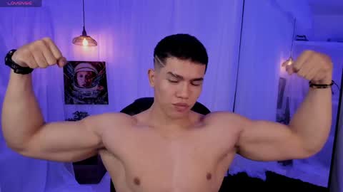 Snapshot of nick_fenix chatting on June 8, 2026, 3:18 am nick fenix online show from June 8, 2026, 3:18 am