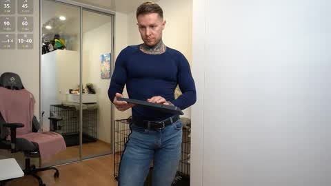 nick_howlenxx online show from October 30, 2025, 5:02 pm