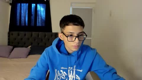 nick_master2 online show from February 12, 2026, 2:56 pm