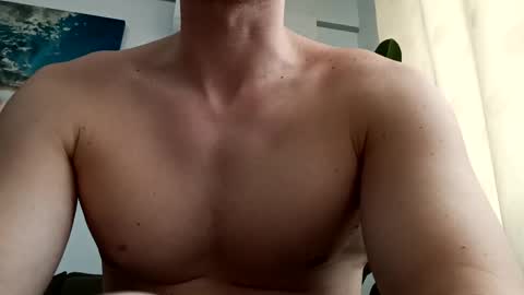 Snapshot of nickcarlosxx chatting on March 2, 2025, 10:24 am Nick online show from March 2, 2025, 10:24 am