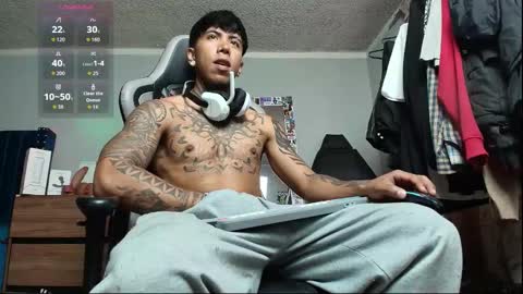 Snapshot of nickhot0609 chatting on November 19, 2025, 5:35 pm Nickhot0609 online show from November 19, 2025, 5:35 pm